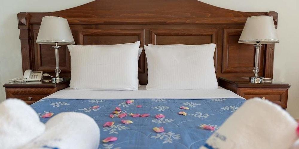 Kymata Hotel Paralía Екстериор снимка
